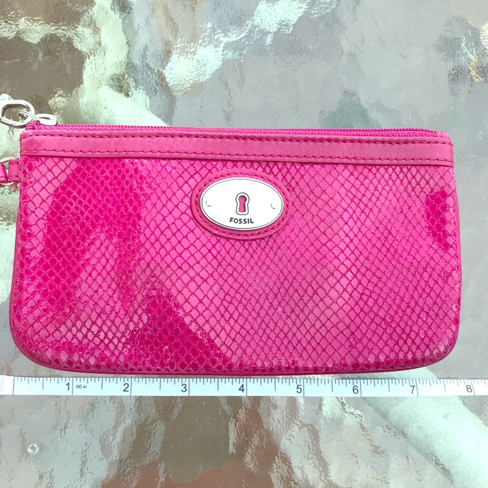 Pink Fossil leather snakeskin wristlet